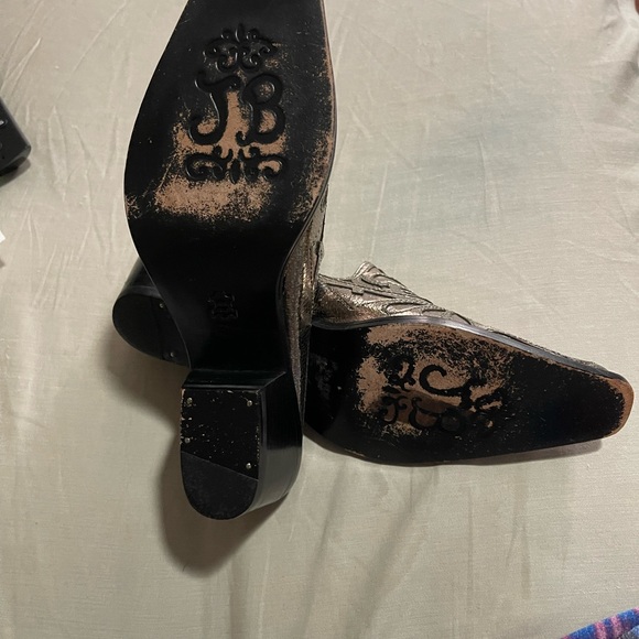 Jessica Bennett Gold/Bronze Leather Clogs. EUC - Picture 5 of 5